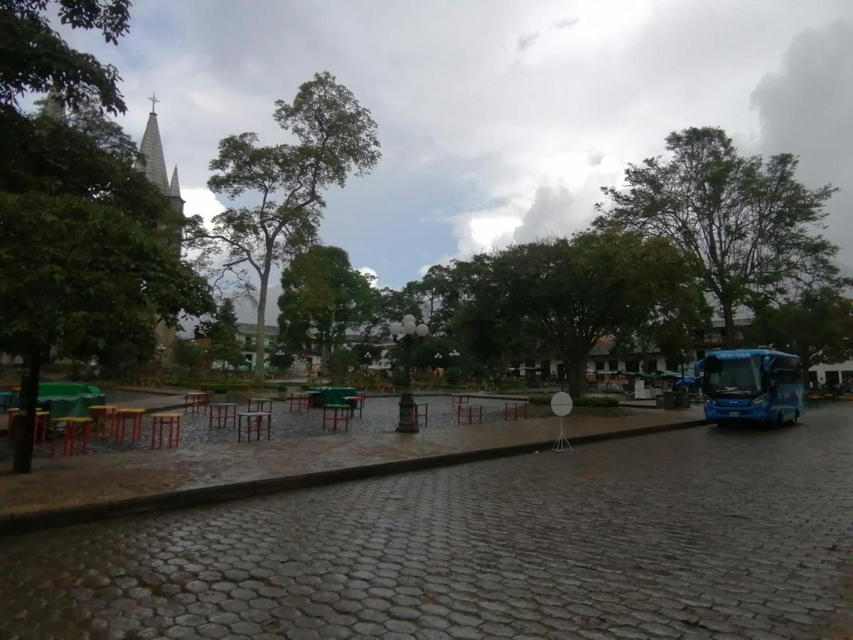 Hostal Y Cabanas Los Juanes Jardín Dış mekan fotoğraf
