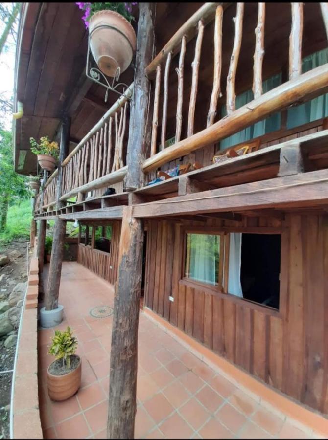 Hostal Y Cabanas Los Juanes Jardín Dış mekan fotoğraf