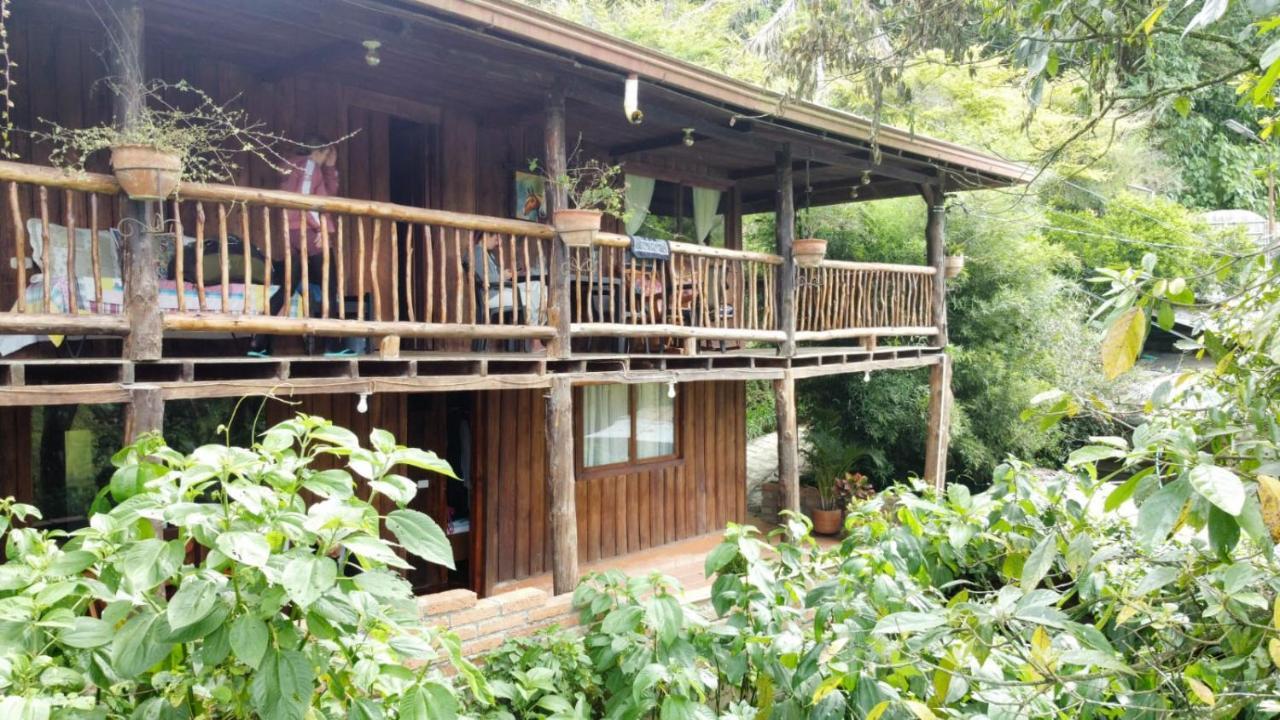 Hostal Y Cabanas Los Juanes Jardín Dış mekan fotoğraf