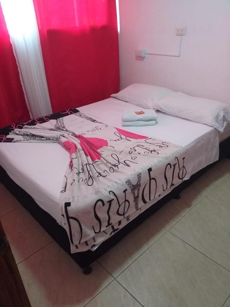 Hostal Y Cabanas Los Juanes Jardín Dış mekan fotoğraf